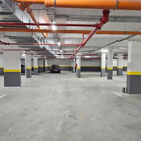 Premier Nova With Free Parking *