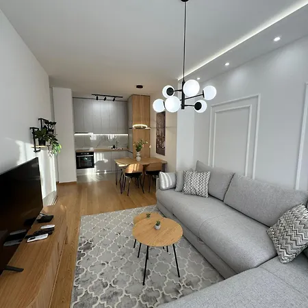 Premier Nova With Free Parking * ノヴィ・サド