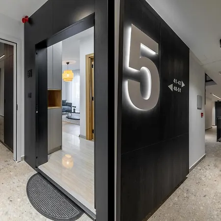 Premier Nova With Free Parking Apartamento